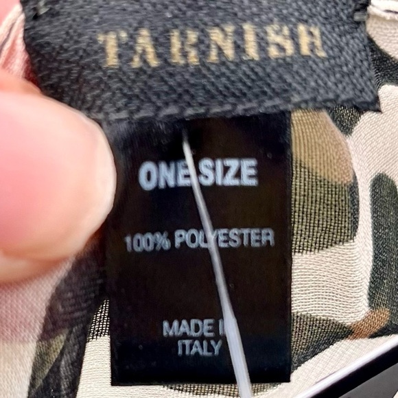 Nordstrom’s Tarnish OS Fits Most
Poncho Shawl Wrap Animal Print Leopard New Tags - Picture 4 of 9